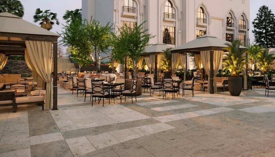 Arman Hotel exterior facade