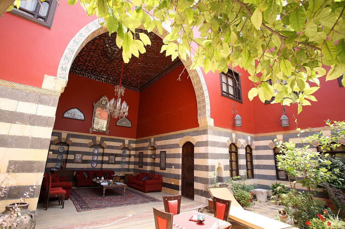 Talisman Hotel courtyard seating area